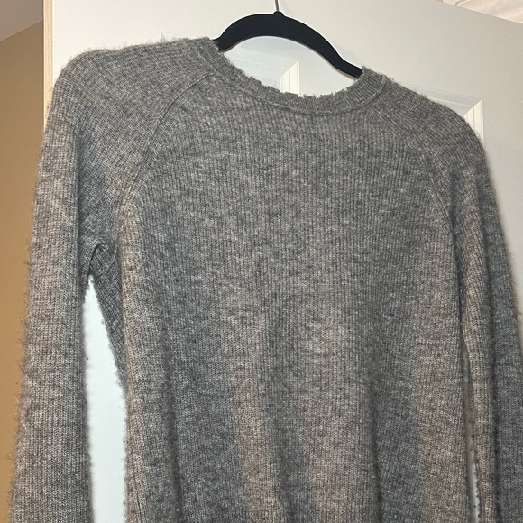 Autumn Cashmere Gray Crew Neck Cashmere Sweater size Small - Picture 5 of 15